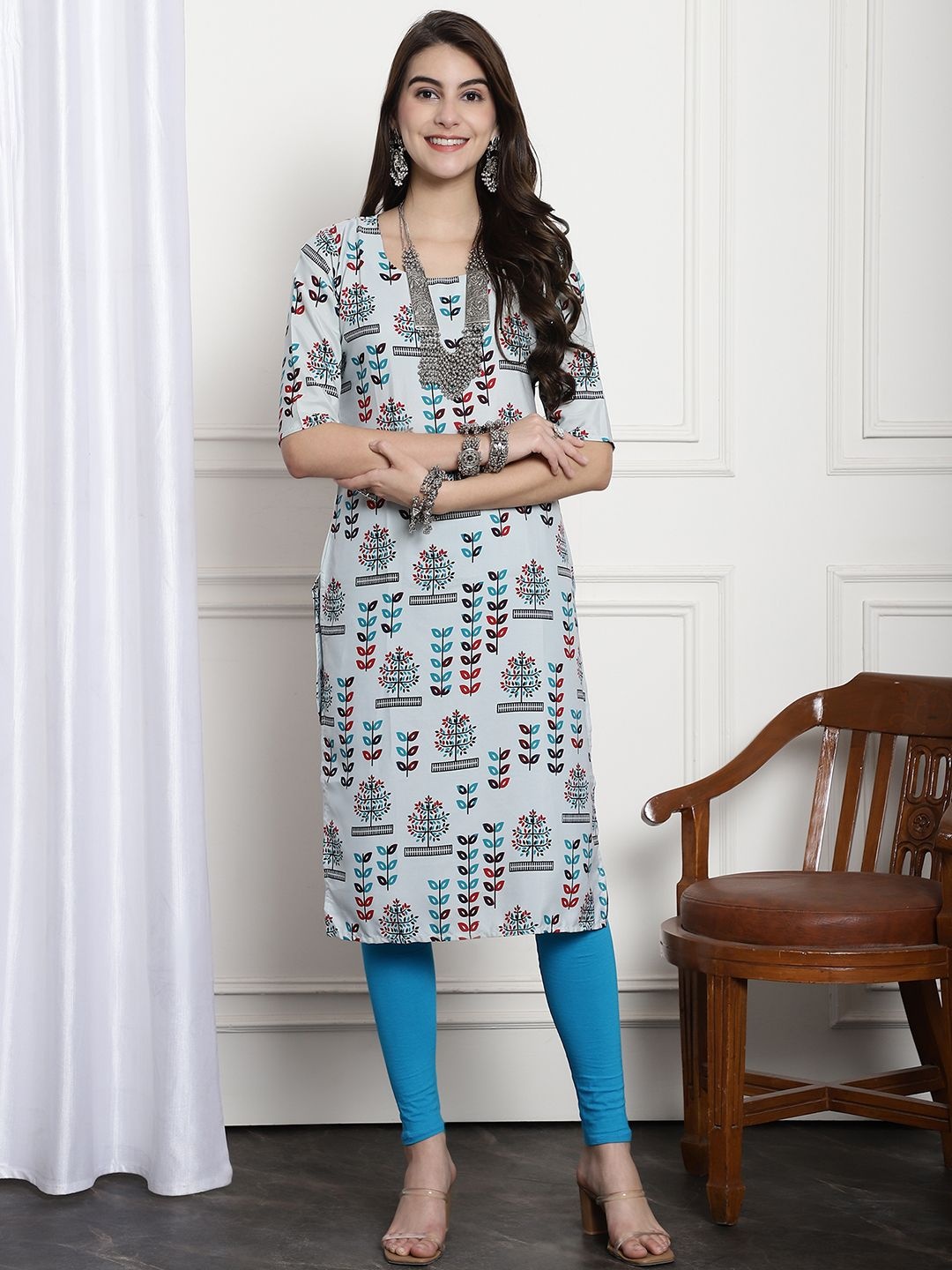 

7Threads Selection Of 6 Ethnic Motifs Printed Round Neck Straight Kurta, Grey