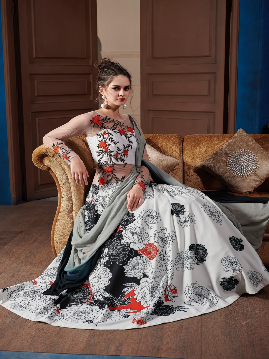 

SAPTRANGI Women Digital Printed Flared Maxi Gown, Grey