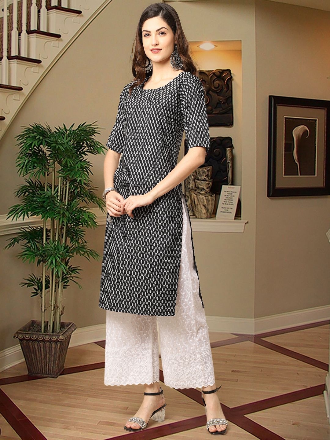 

7Threads Ethnic Motifs Printed Straight Kurta, Black