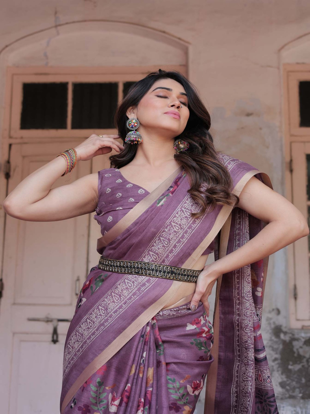 

MIRCHI FASHION Ethnic Motifs Silk Blend Saree, Lavender