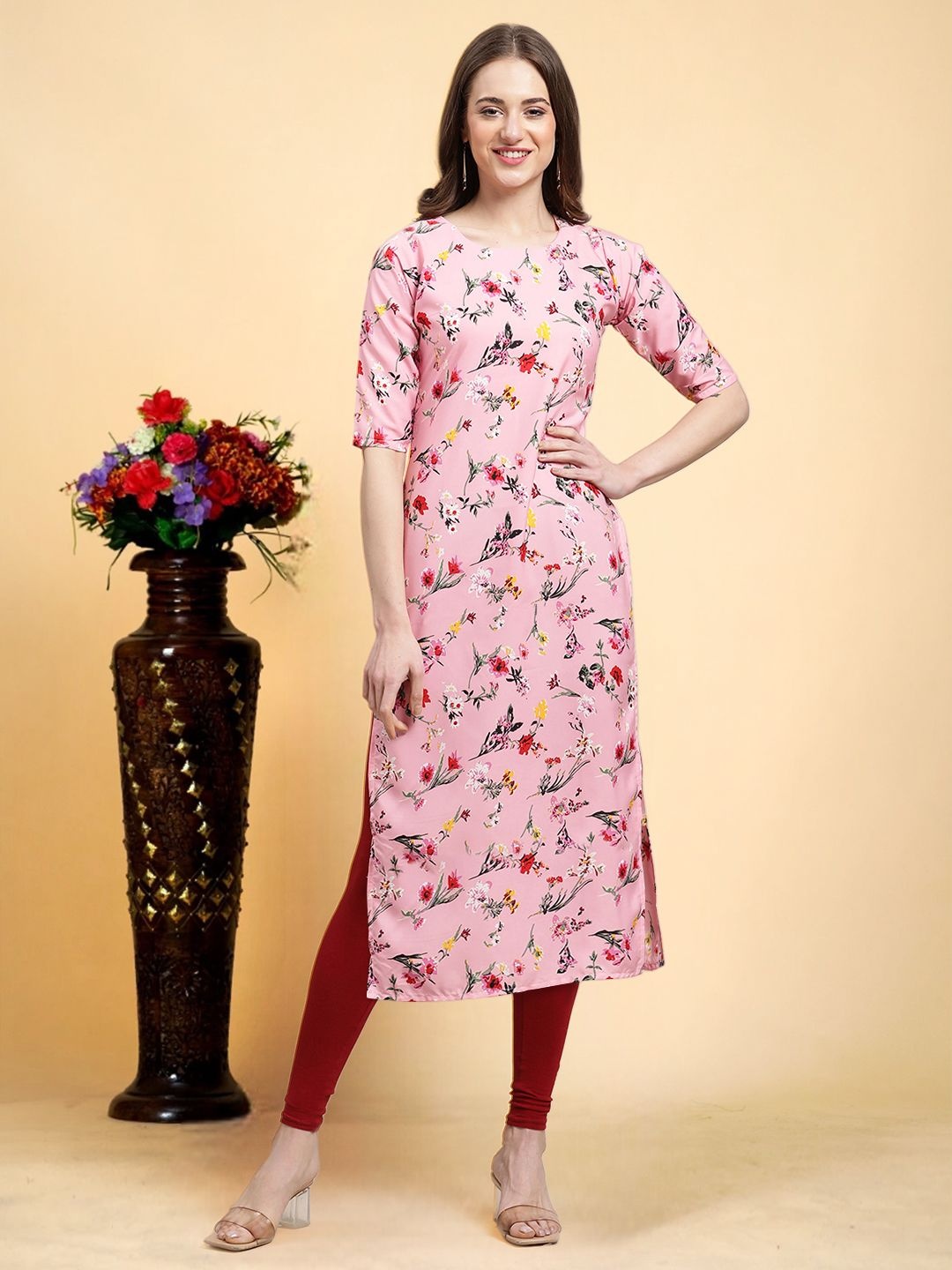 

7Threads Floral Printed Round Neck Machine Weave Straight Kurta, Pink