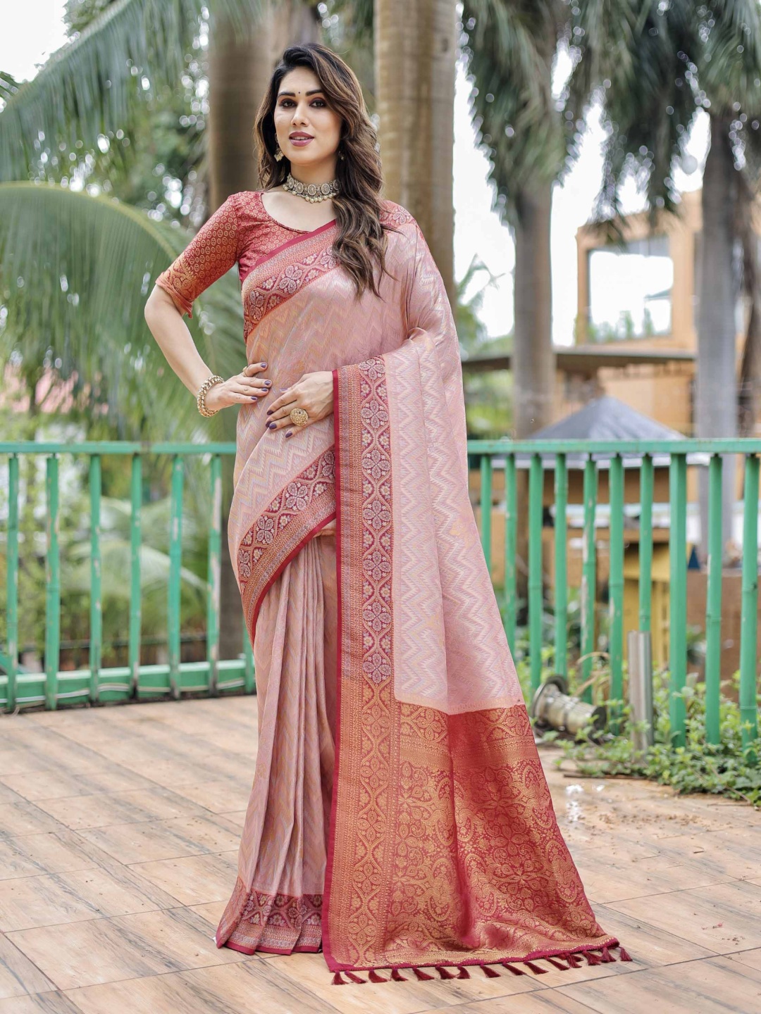 

Anaita Zari Pure Silk Kanjeevaram Saree, Pink