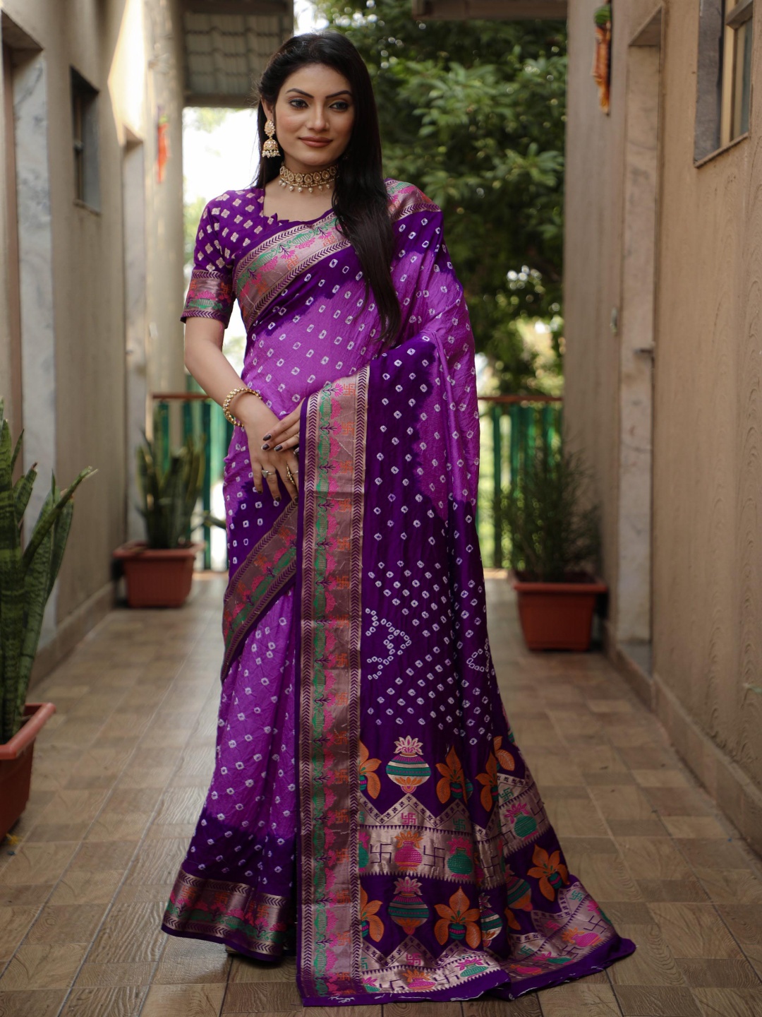 

Anaita Bandhani Zari Pure Silk Bandhani Saree, Purple