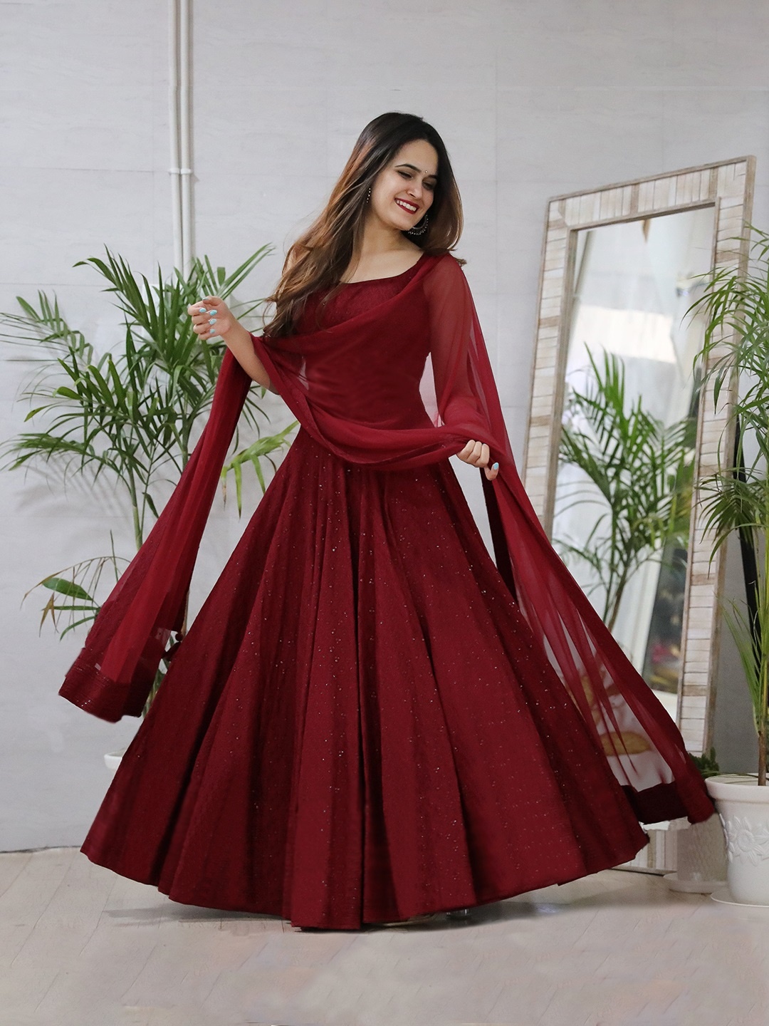

PRENEA Women Embellished Sleeveless Maxi Dress with Dupatta, Maroon
