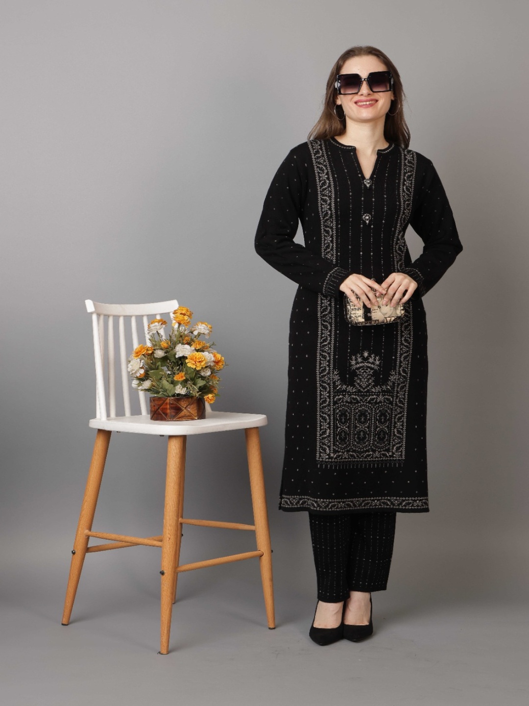 

TWENTY ME Florl Printed Straight Kurta with Palazzos, Black
