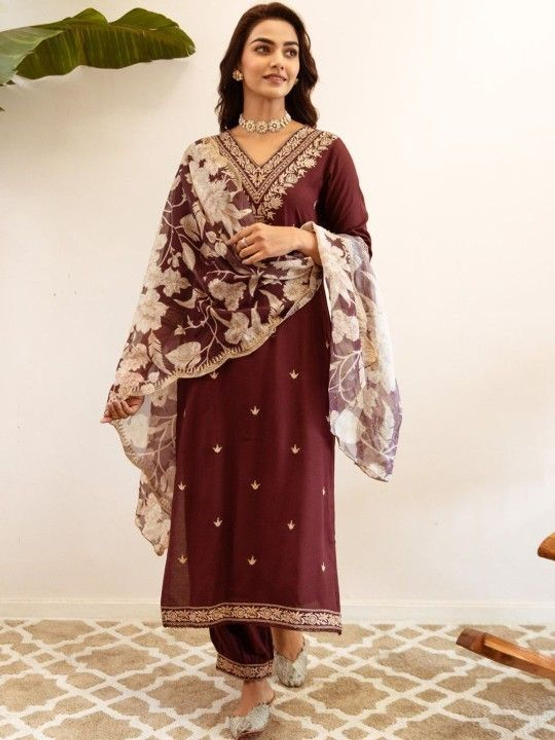 

WHATNOT STYLE Floral Embroidered V-Neck Straight Pure Silk Kurta With Trouser And Dupatta, Brown