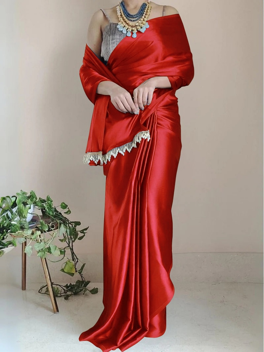 

APNISHA Beads and Stones Satin Saree, Red