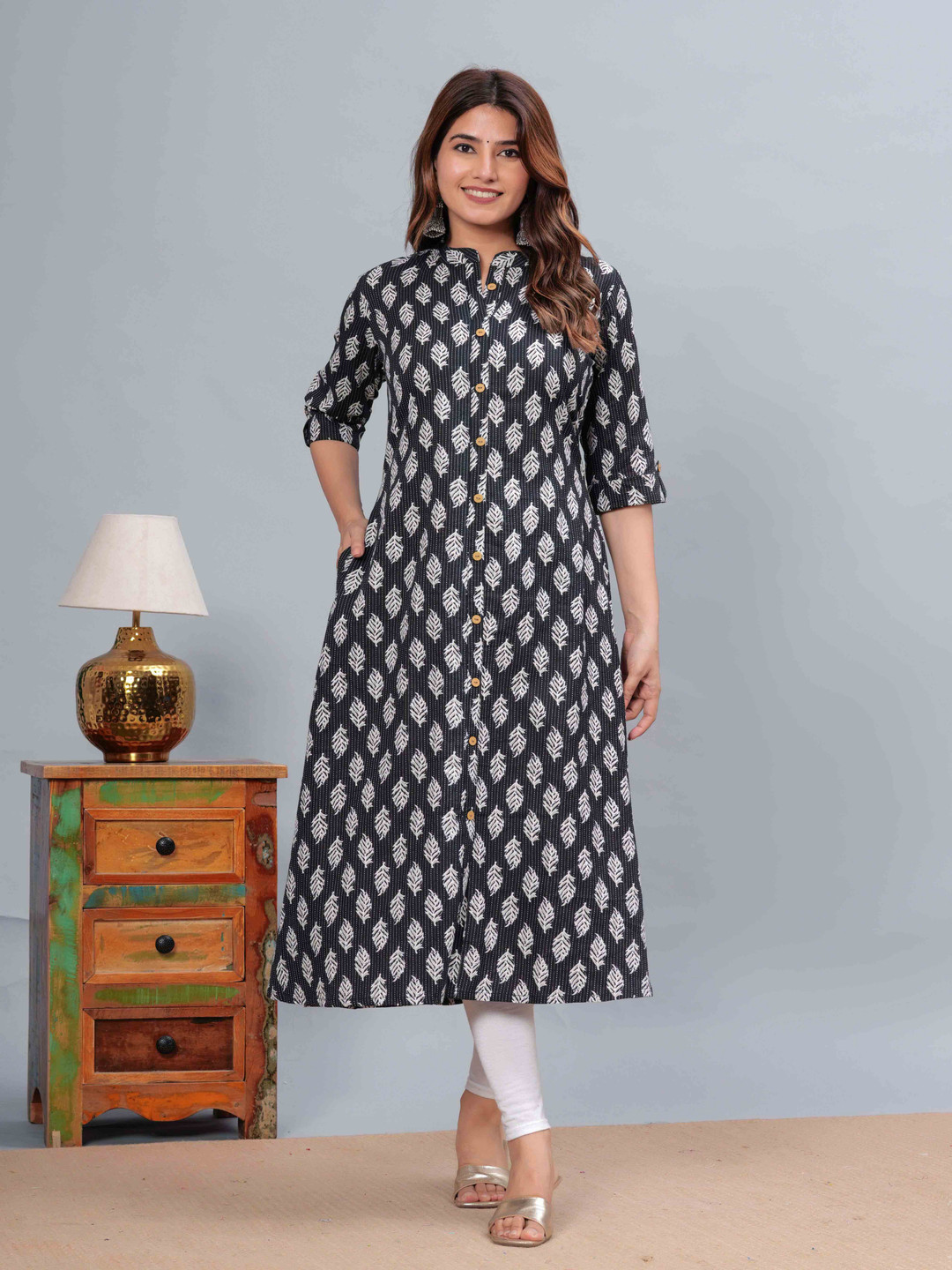 

JAIPURI COLLECTION Women Pure Cotton Abstract Printed A- Line Kurta, Black