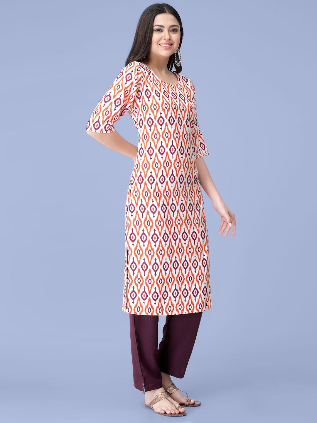 

7Threads Geometric Printed Round Neck Straight Kurta with Trousers, White