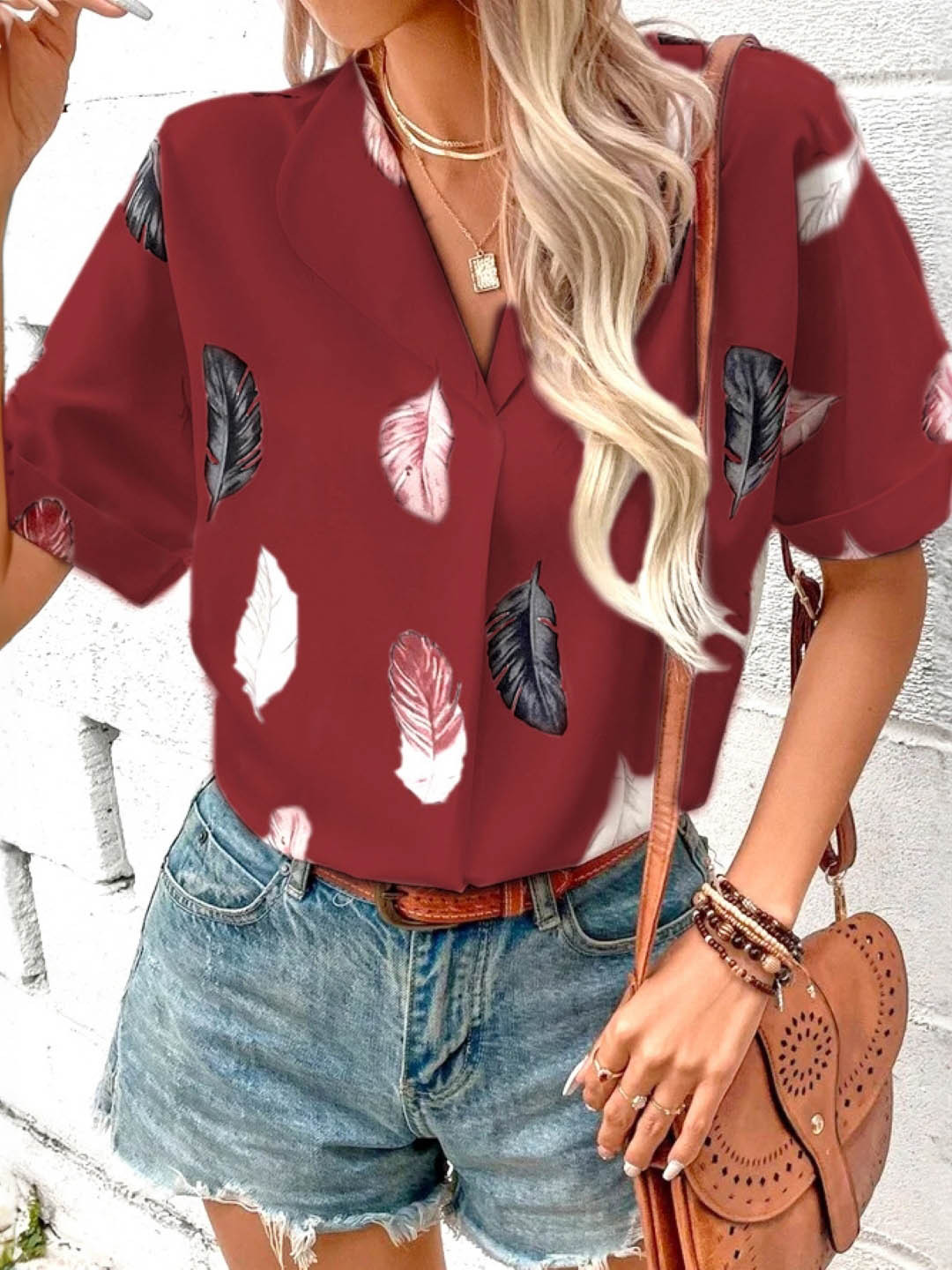

StyleCast Red Floral Printed Short Sleeves Tie-Up Neck Top