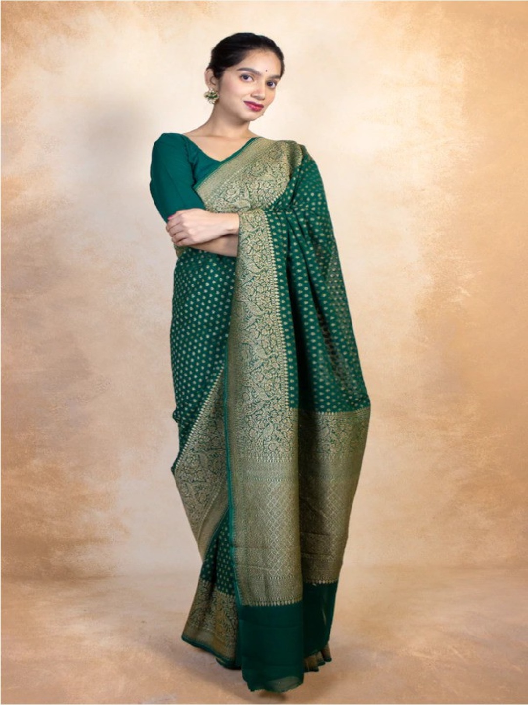 

QENY Woven Design Zari Banarasi Saree, Green