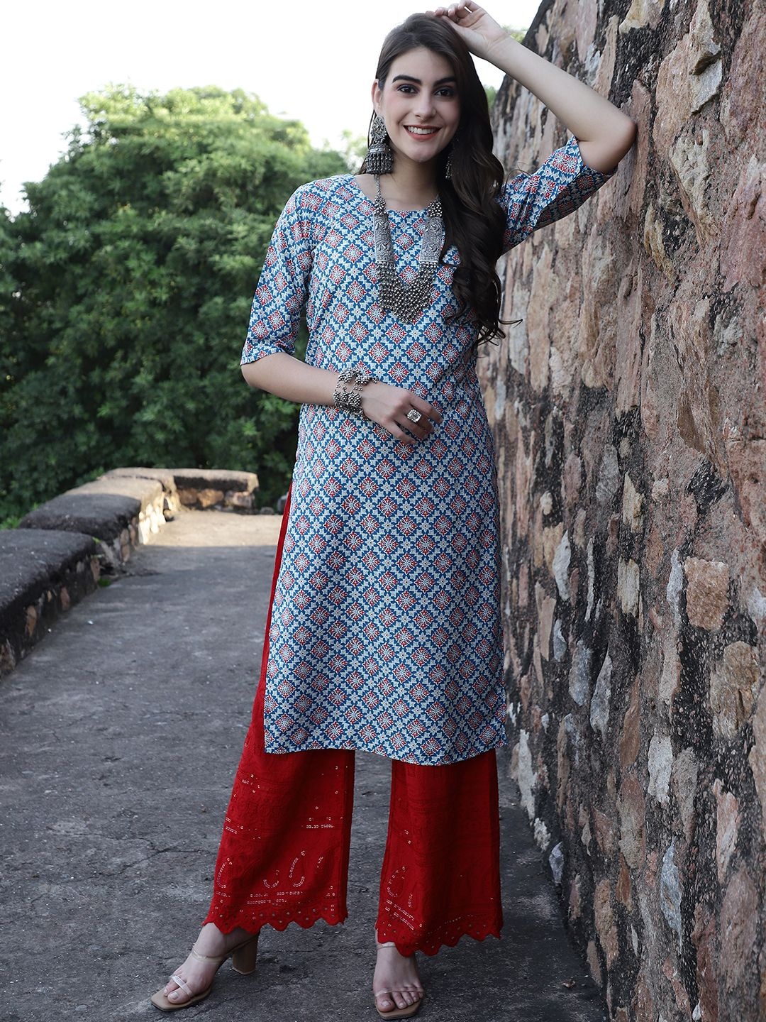 

7Threads Selection Of 6 Ethnic Motifs Printed Round Neck Straight Kurta, Teal