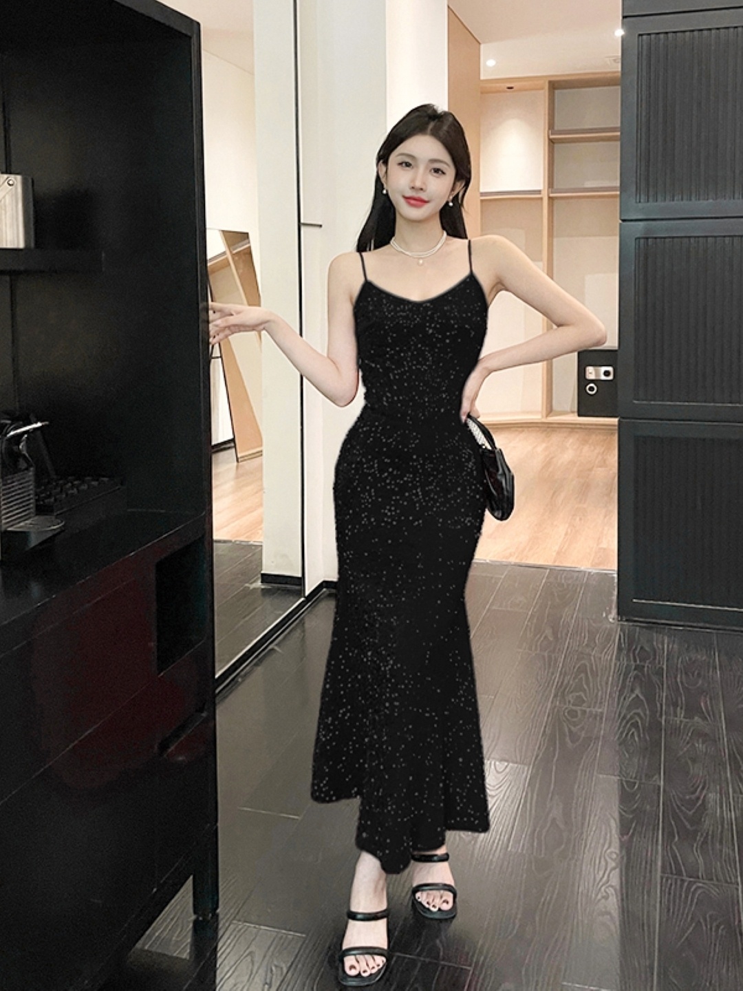

KPOP Women Solid Shoulder Straps Maxi Dress, Black