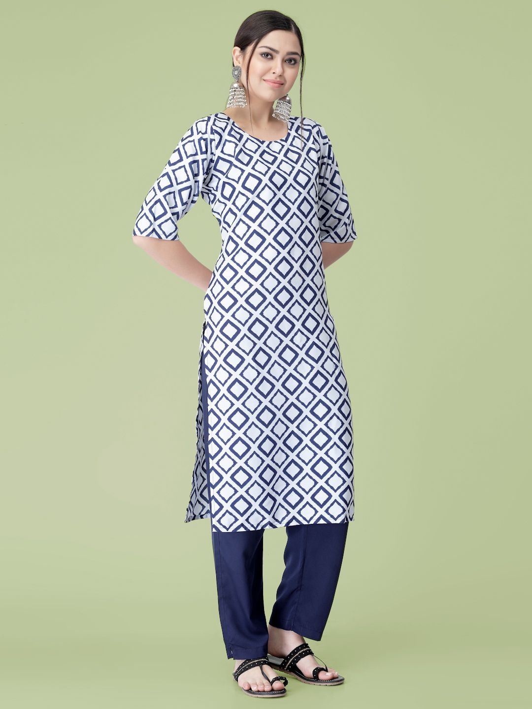 

7Threads Geometric Printed Round Neck Straight Kurta With Trousers, White