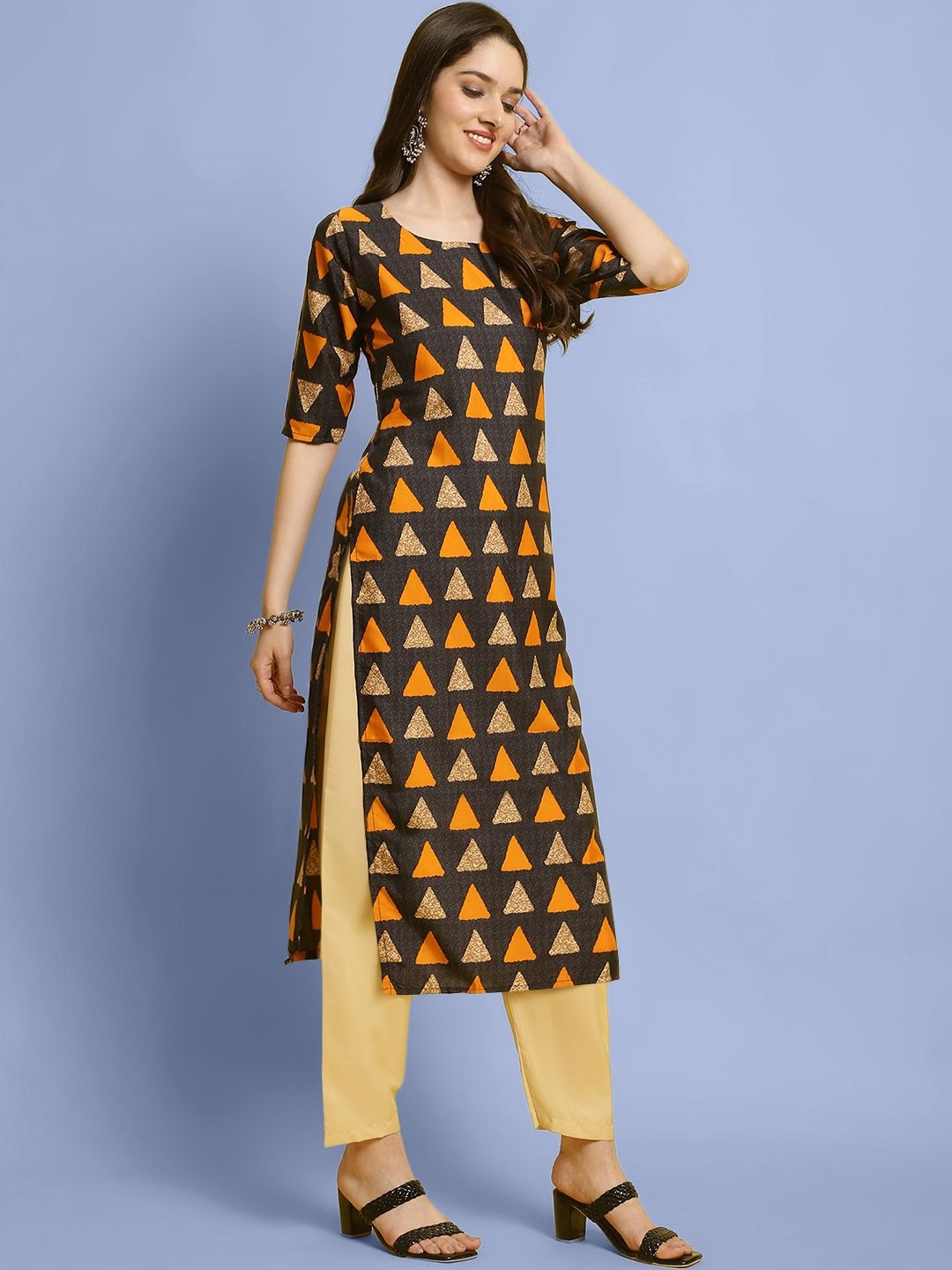 

7Threads Geometric Printed Round Neck Straight Kurta With Trousers, Black