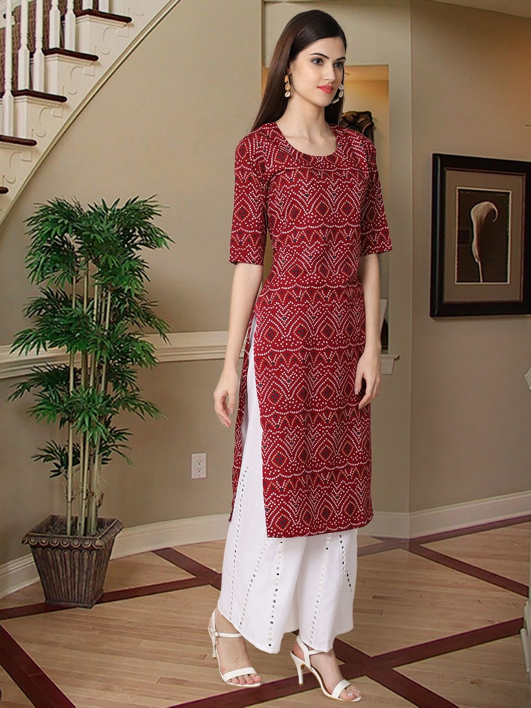 

7Threads Bhanani Printed Crepe Straight Kurta, Maroon