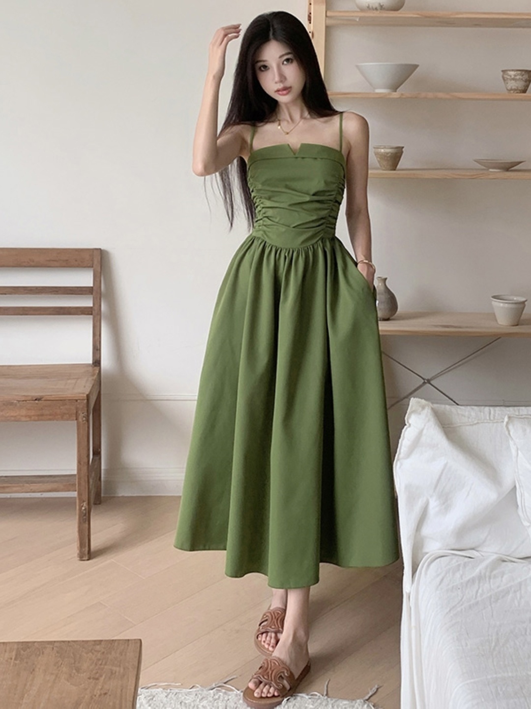 

KPOP Women Solid Shoulder Straps Fit and Flare Dress, Green