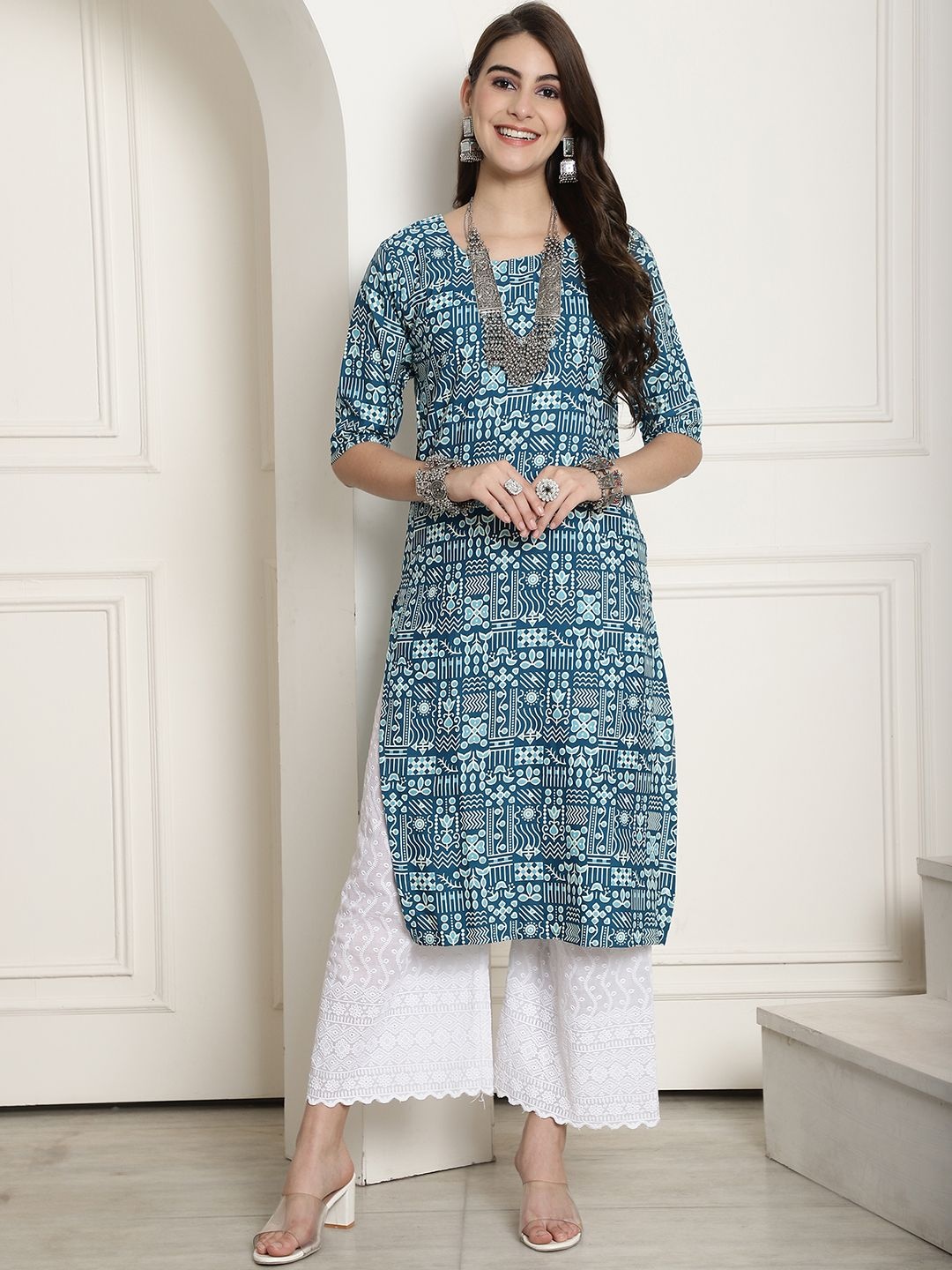 

7Threads Selection Of 6 Ethnic Motifs Printed Round Neck Straight Kurta, Blue