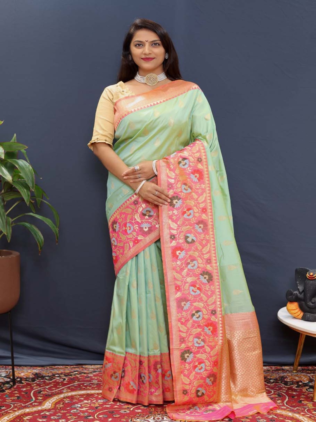 

Royal Rajgharana Saree Woven Design Zari Pure Silk Banarasi Sarees, Sea green