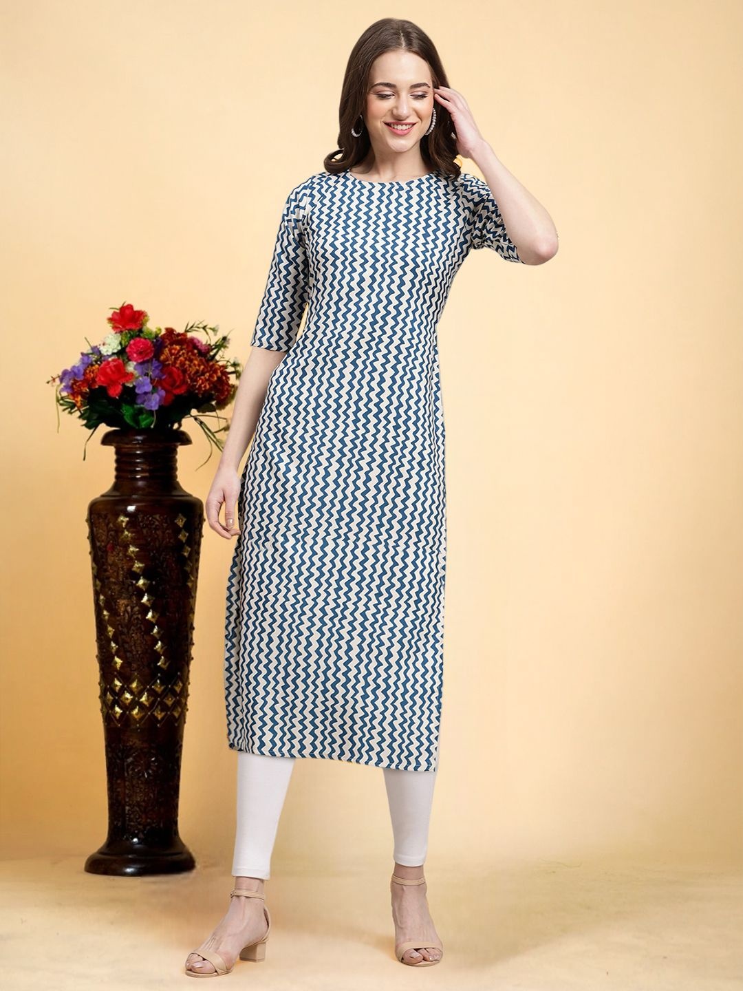 

7Threads Chevron Printed Round Neck Machine Weave Straight Kurta, Blue