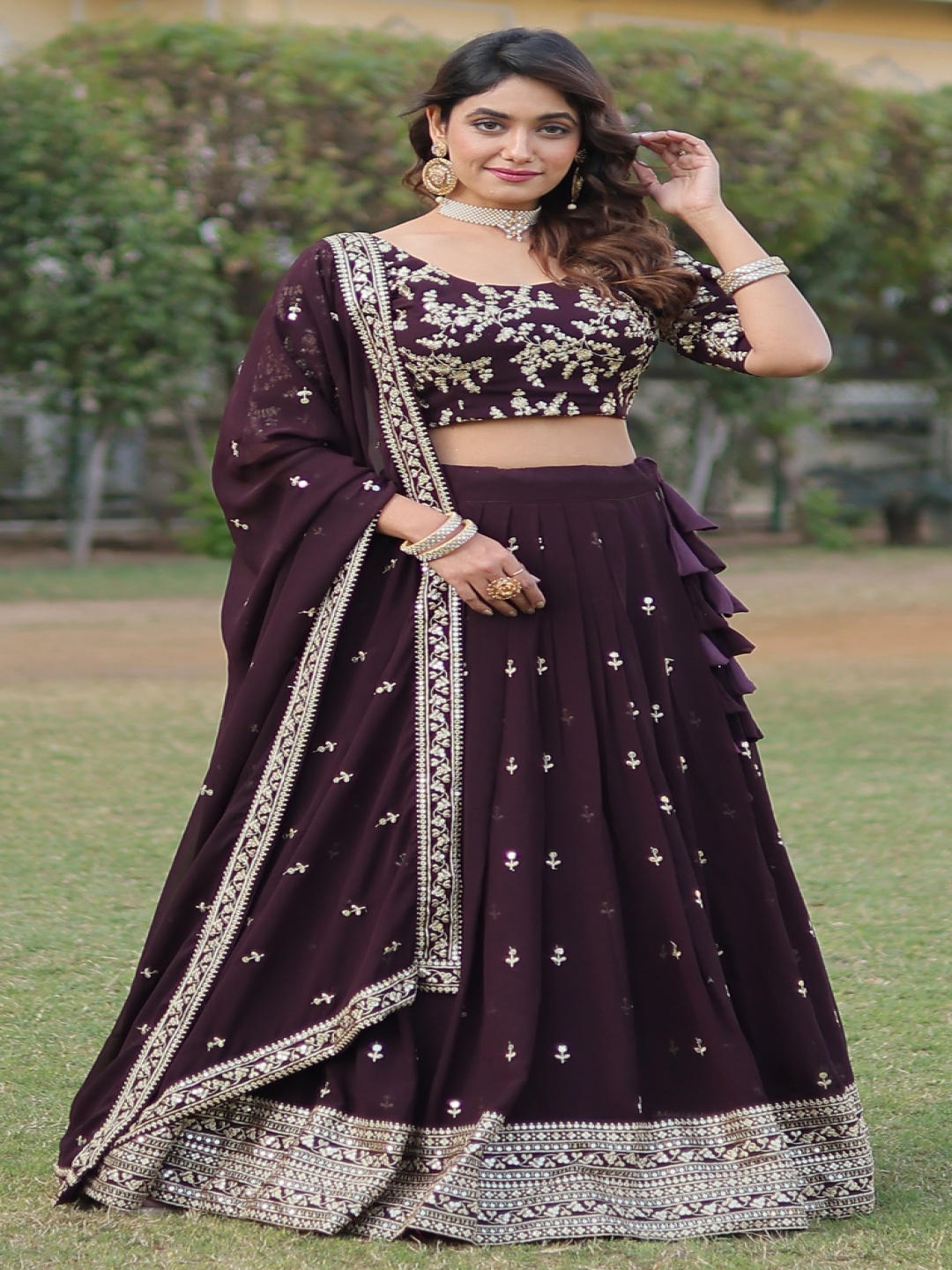 

Anara Embroidered Ready to Wear Lehenga & Unstitched Blouse With Dupatta, Maroon
