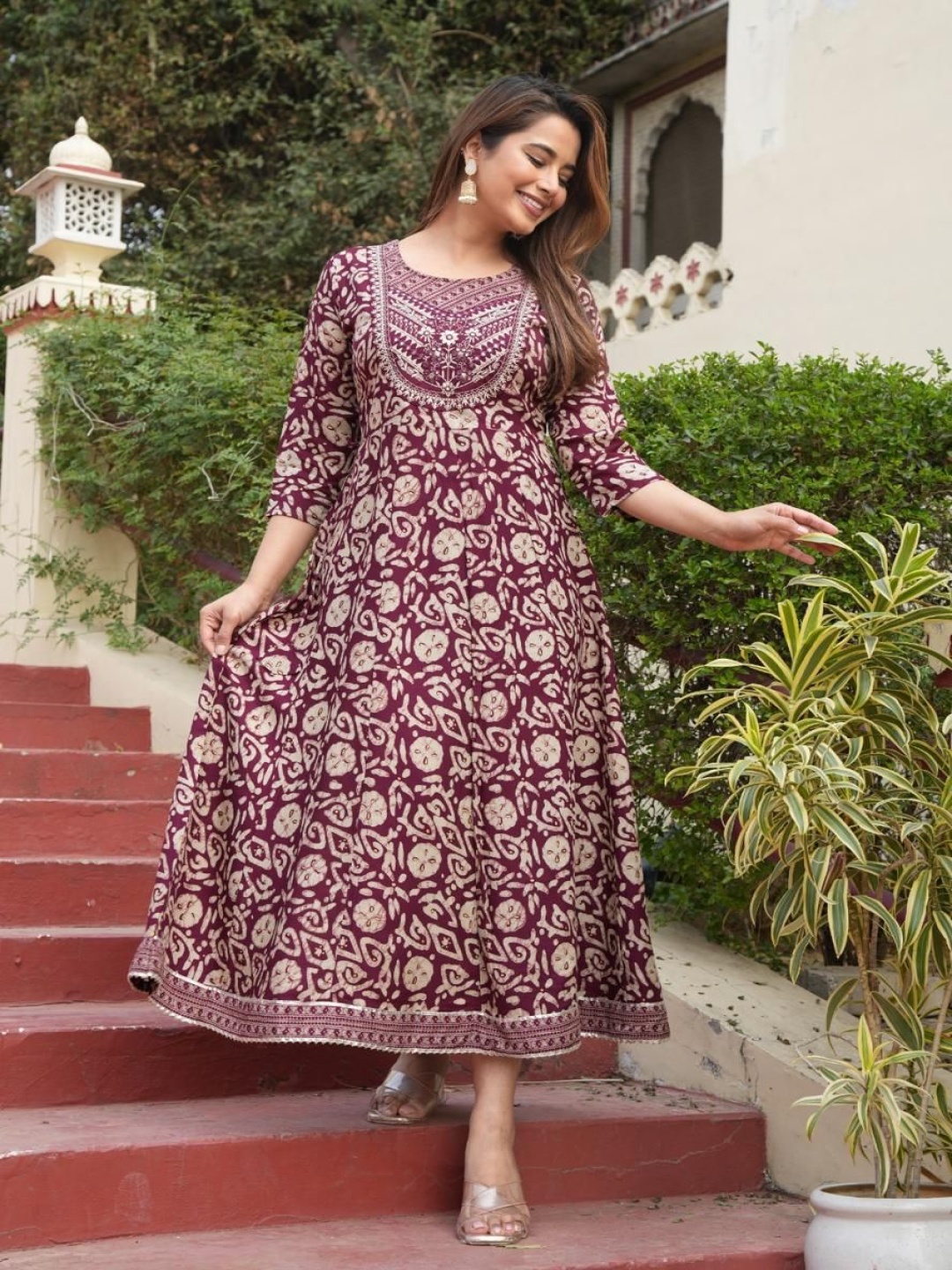 

KALINI Floral Printed Empire Thread Work Round Neck A-Line Kurta, Maroon