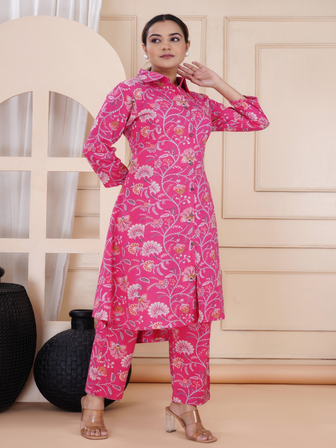 

TRUVON FASHIONS Printed Shirt Collar Three-Quarter Sleeves Tunic With Trouser, Pink