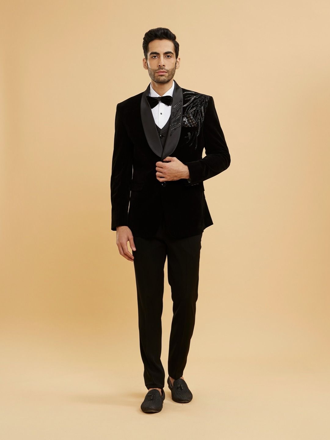 

Twamev Men Tailored-Fit Single-Breasted Five-Piece Suit, Black