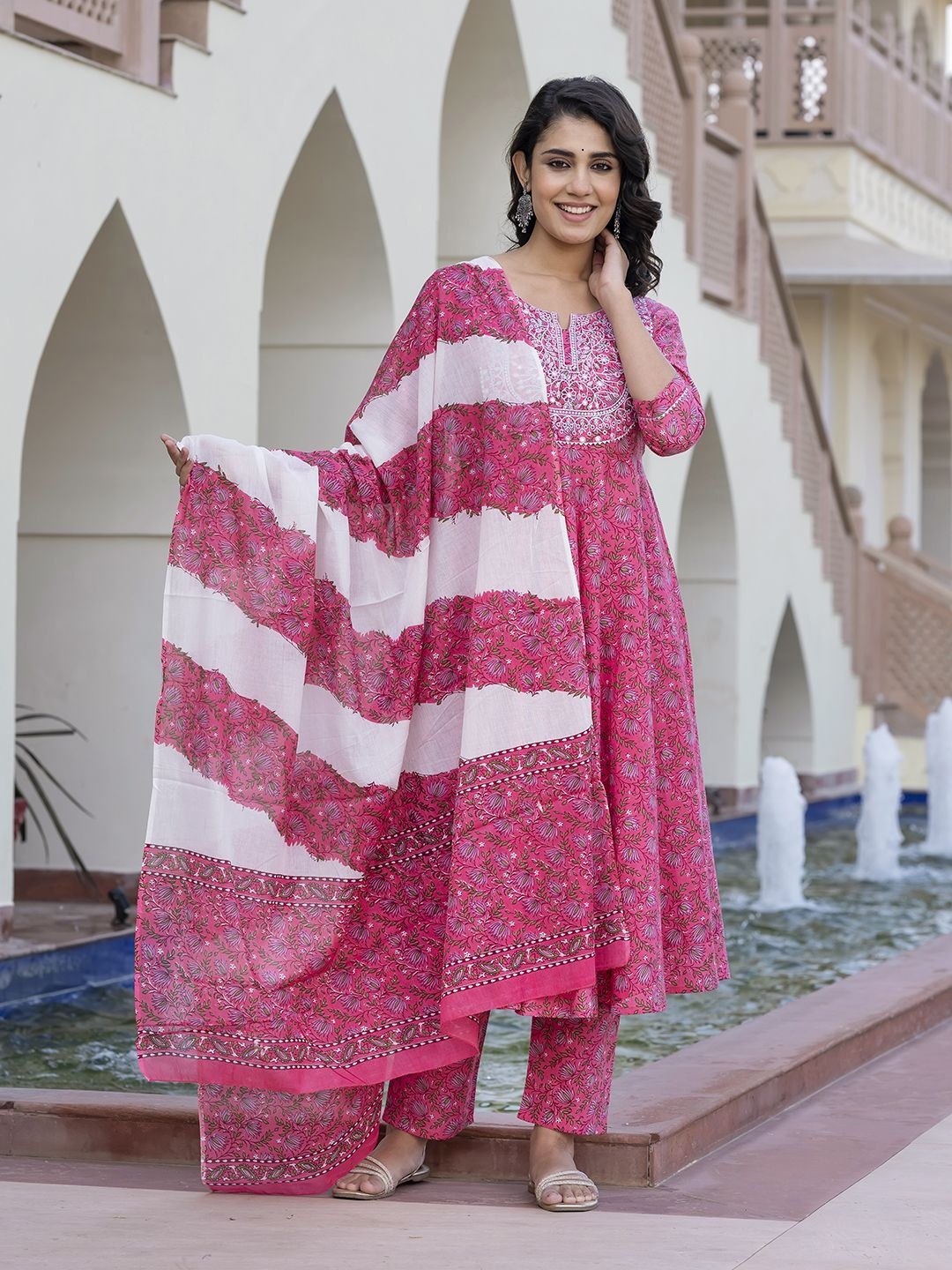 

Jaitpuriya Floral Printed Pure Cotton V-Neck Anarkali Kurta With Trouser & Dupatta, Pink