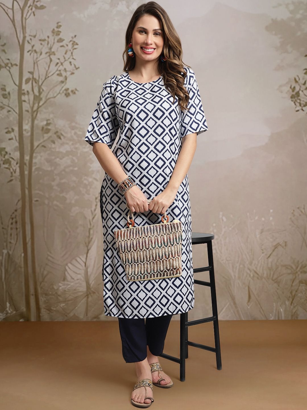 

7Threads Geometric Printed Round Neck Straight Kurta With Trousers, White