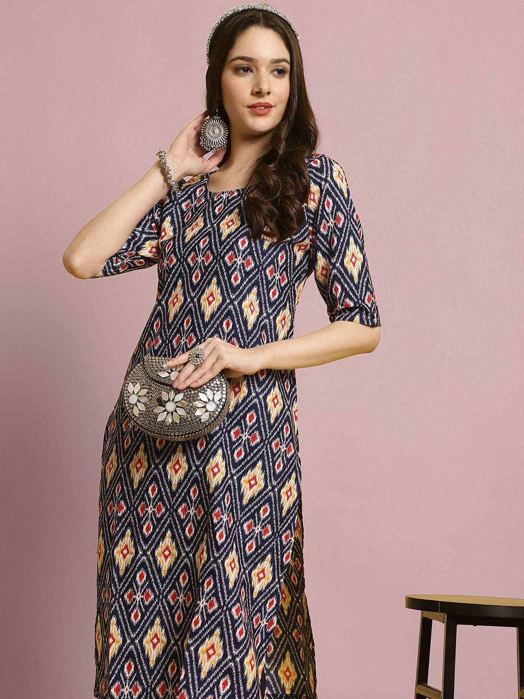 

7Threads Ethnic Motifs Printed Straight Kurta With Trousers, Navy blue