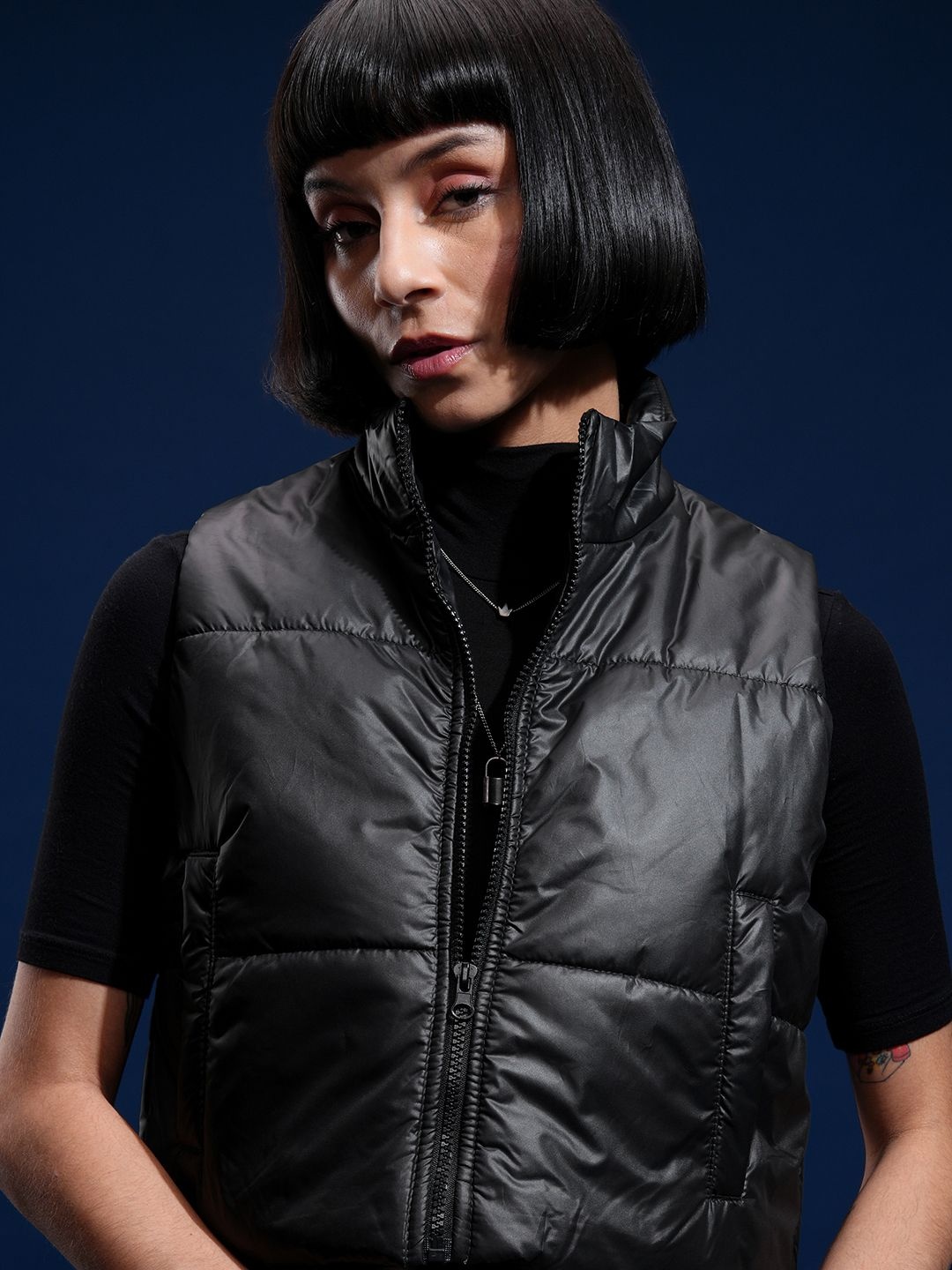 

Tokyo Talkies Women Solid Crop Puffer Jacket, Black
