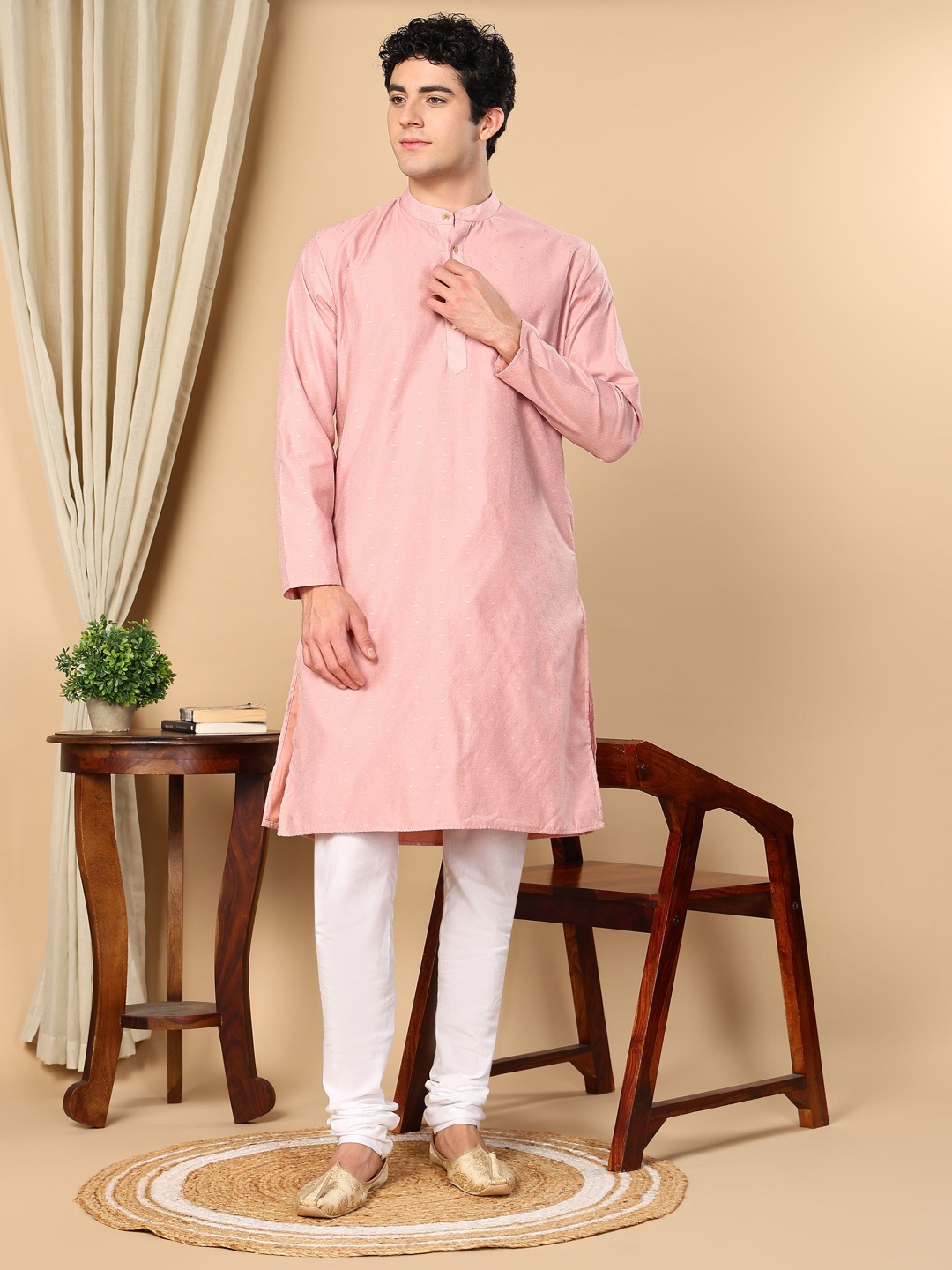 

TATTVA Woven Design Band Collar Embellished Straight Kurta With Pyjamas, Pink