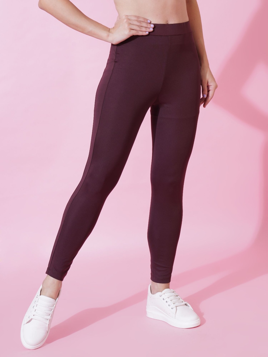 

HERE&NOW Women Mid-Rise Dry Fit Tights, Brown