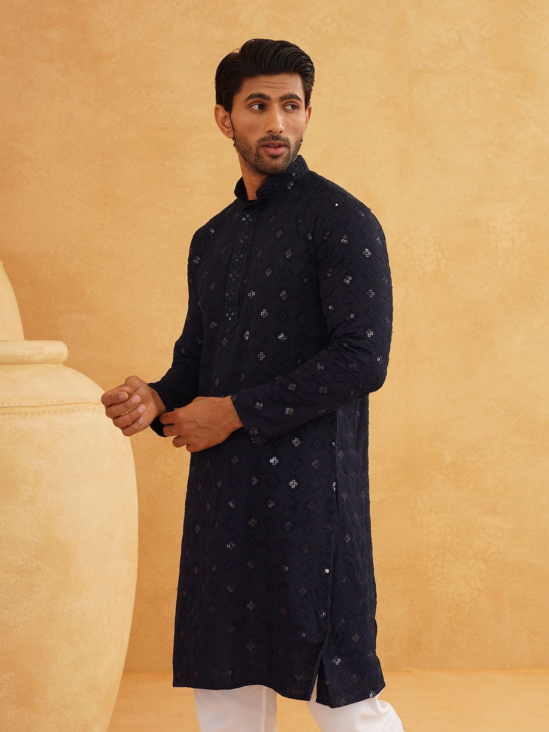 

SOJANYA Geometric Sequins Embroidered Mandarin Collar Pure Cotton Straight Long Kurta, Navy blue