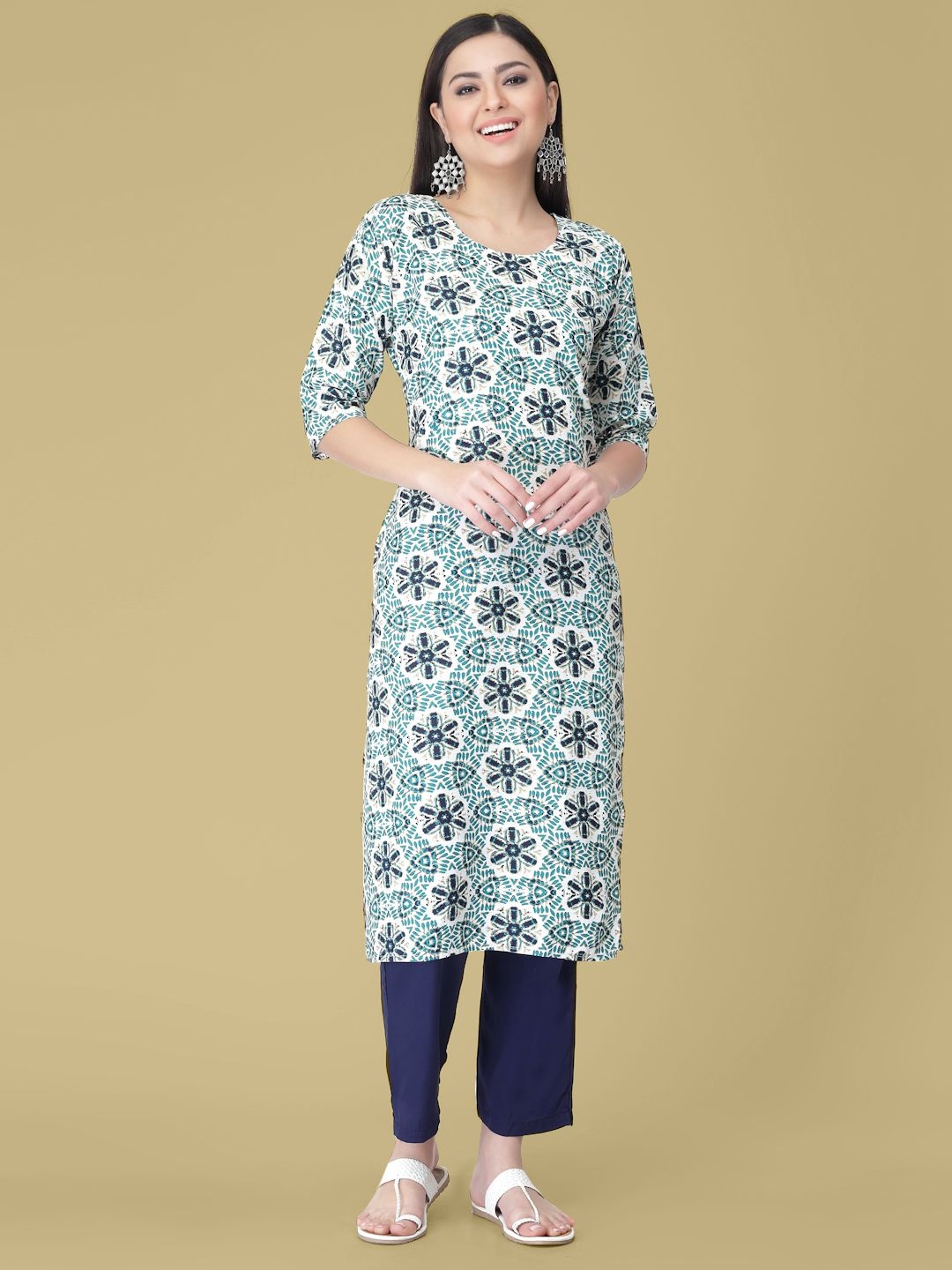 

7Threads Floral Printed Round Neck Regular Straight Kurta With Trouser, Blue