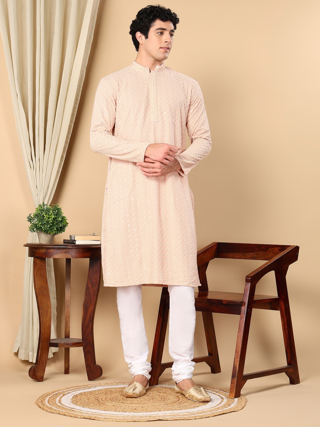 

TATTVA Ethnic Motifs Embroidered Mandarin Collar Pure Cotton Straight Kurta With Pyjamas, Peach