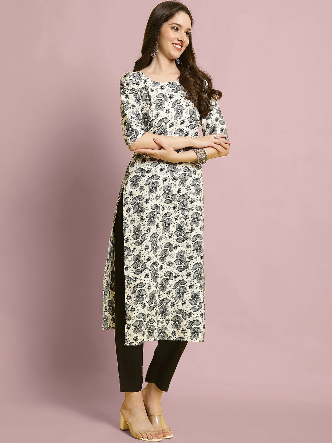 

7Threads Floral Printed Straight Kurta with Trousers, Off white