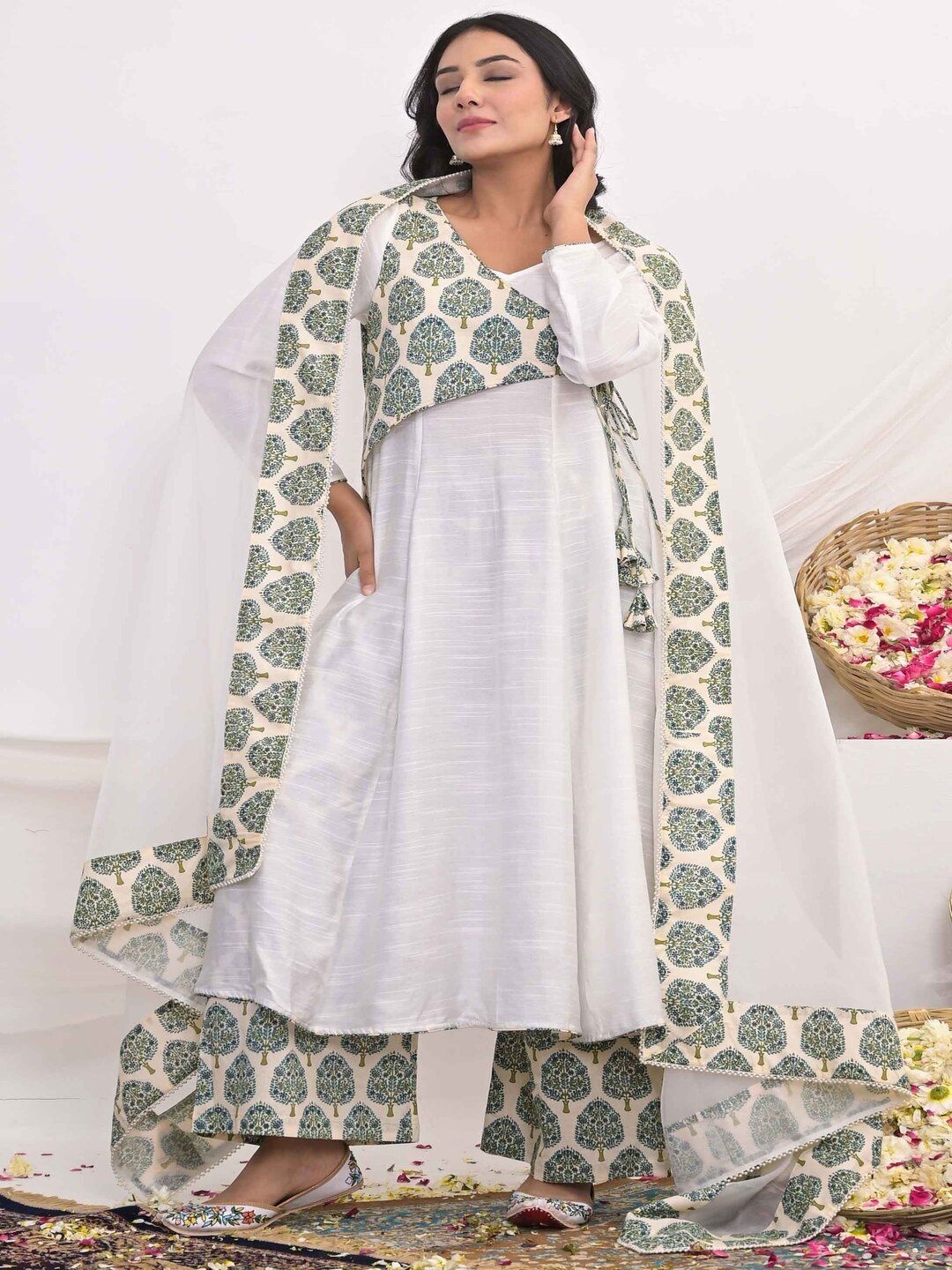 

MAHUKAA Yoke Design V-Neck A-Line Pure Cotton Kurta With Palazzos And Dupatta, White