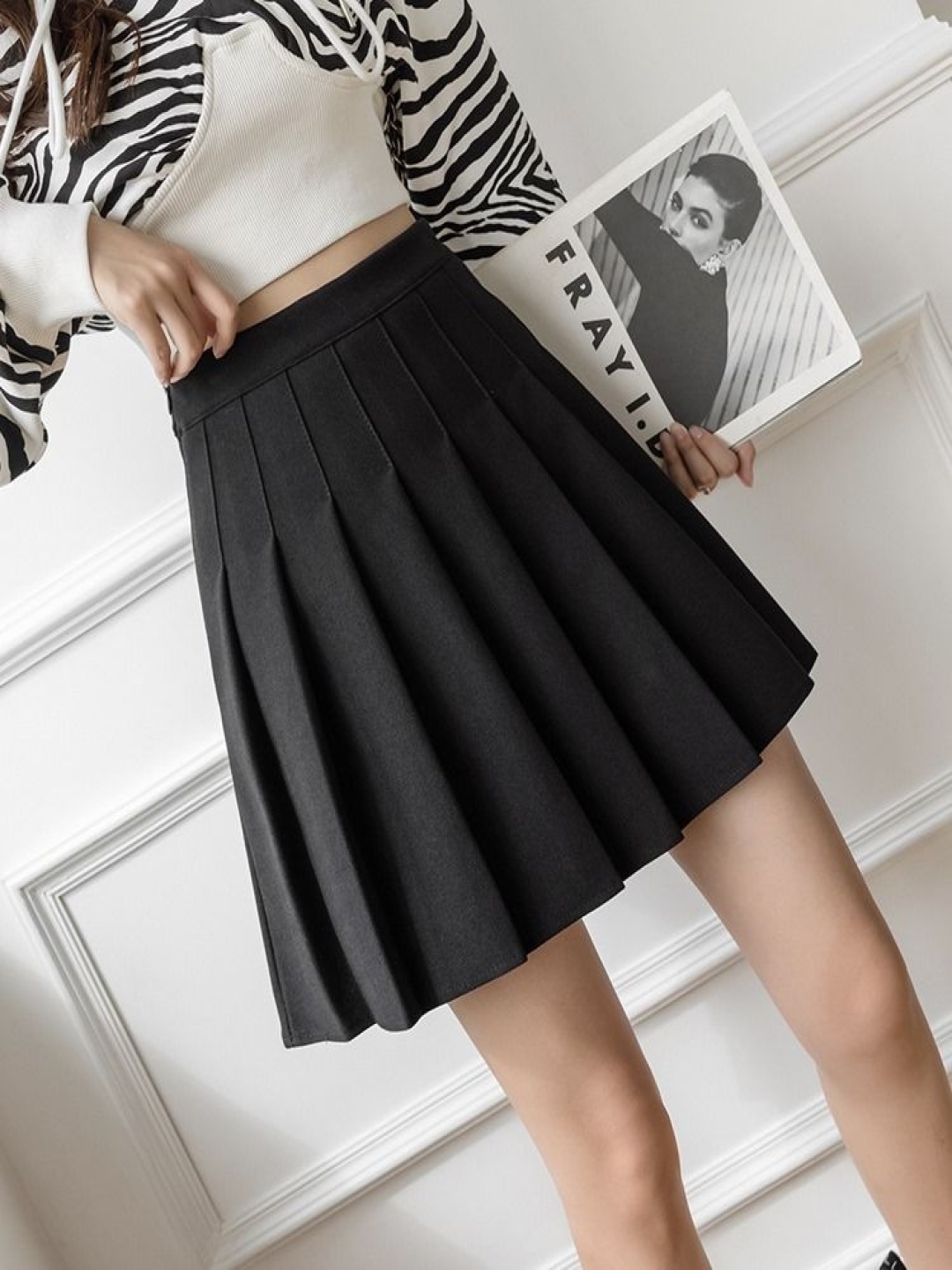 

StyleCast Women Pleated Flared Above Knee Skirt, Black