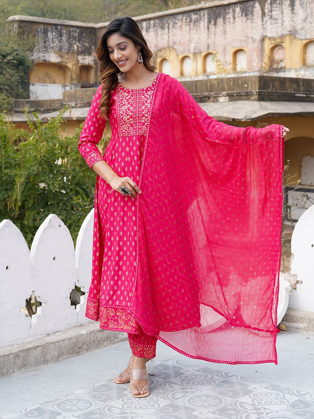 

Jaitpuriya Floral Printed Mirror Work Anarkali Kurta With Trousers And Dupatta, Red