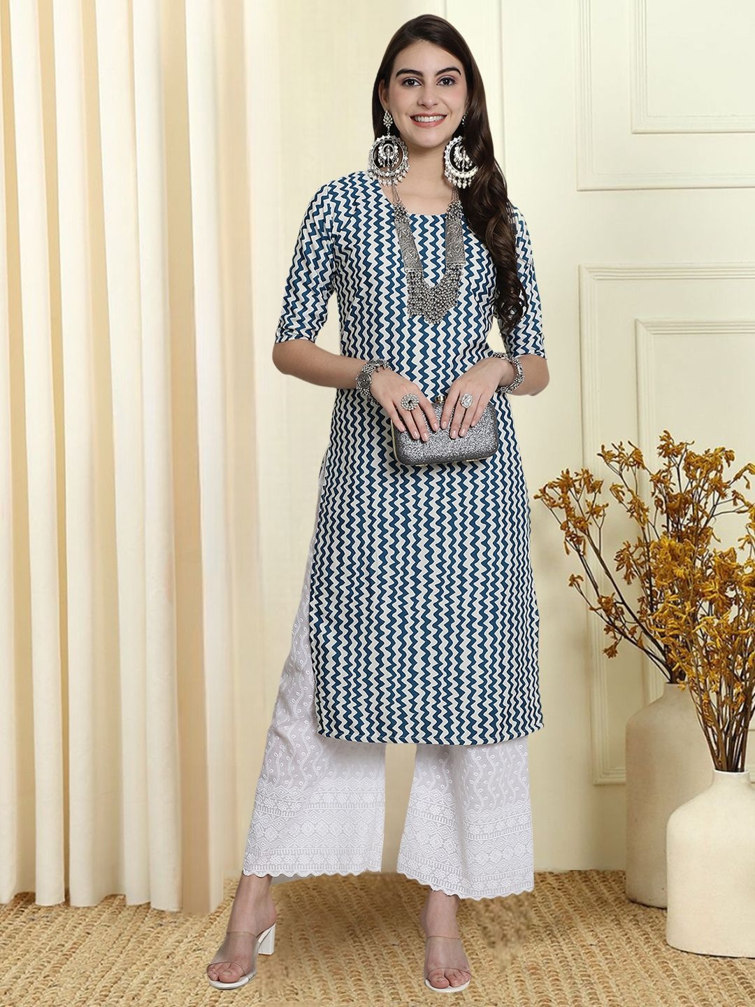 

7Threads Chevron Printed Round Neck Kurta, Blue