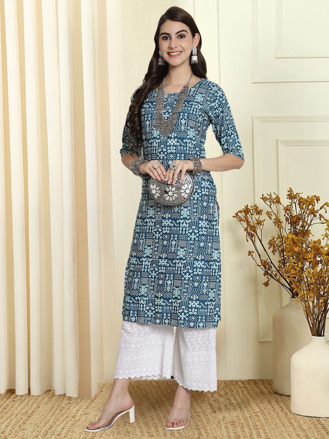 

7Threads Geometric Printed Round Neck Kurta, Blue