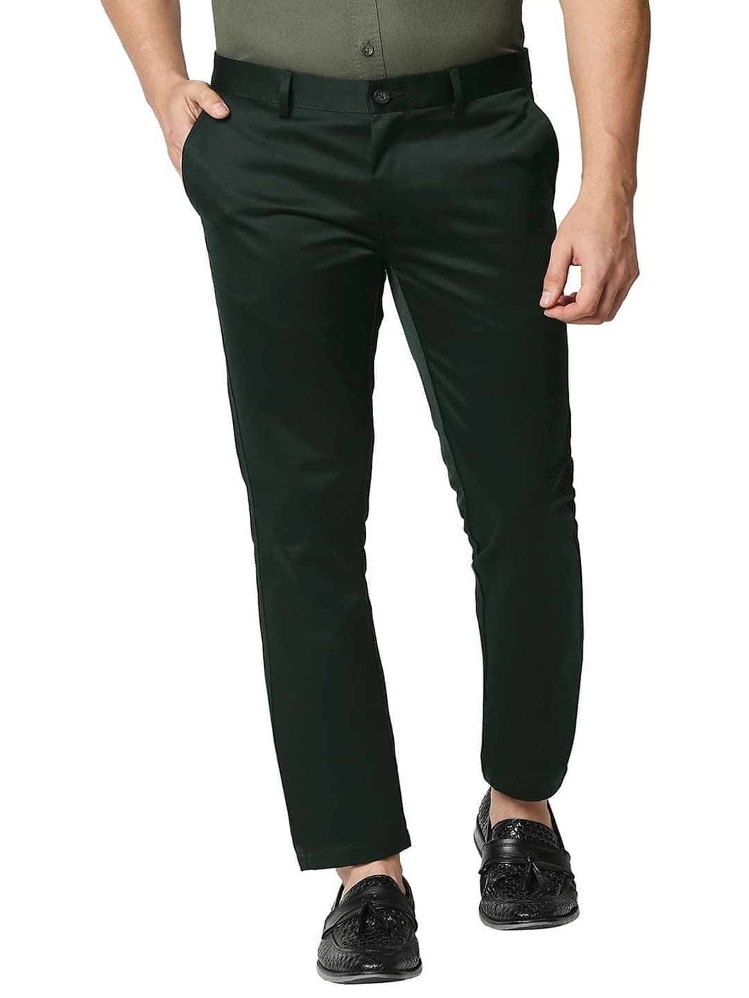 

Basics Men Tapered Fit High-Rise Trousers, Green
