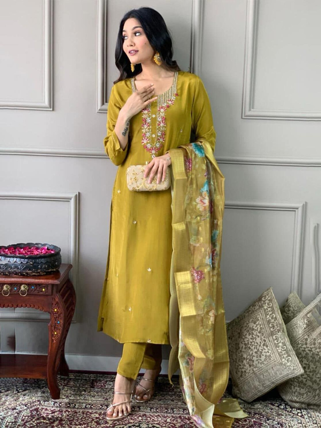 

Blue Wish Floral Embroidered Straight Chanderi Silk Kurta with Trousers And Dupatta, Mustard