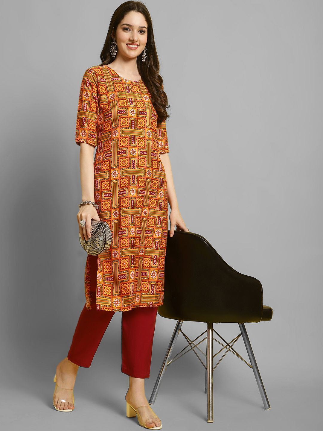 

7Threads Ethnic Motifs Printed Round Neck Straight Kurta With Trouser, Orange