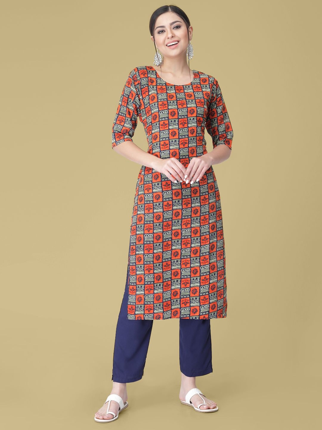 

7Threads Geometric Printed Round Neck Kurta With Trousers, Orange