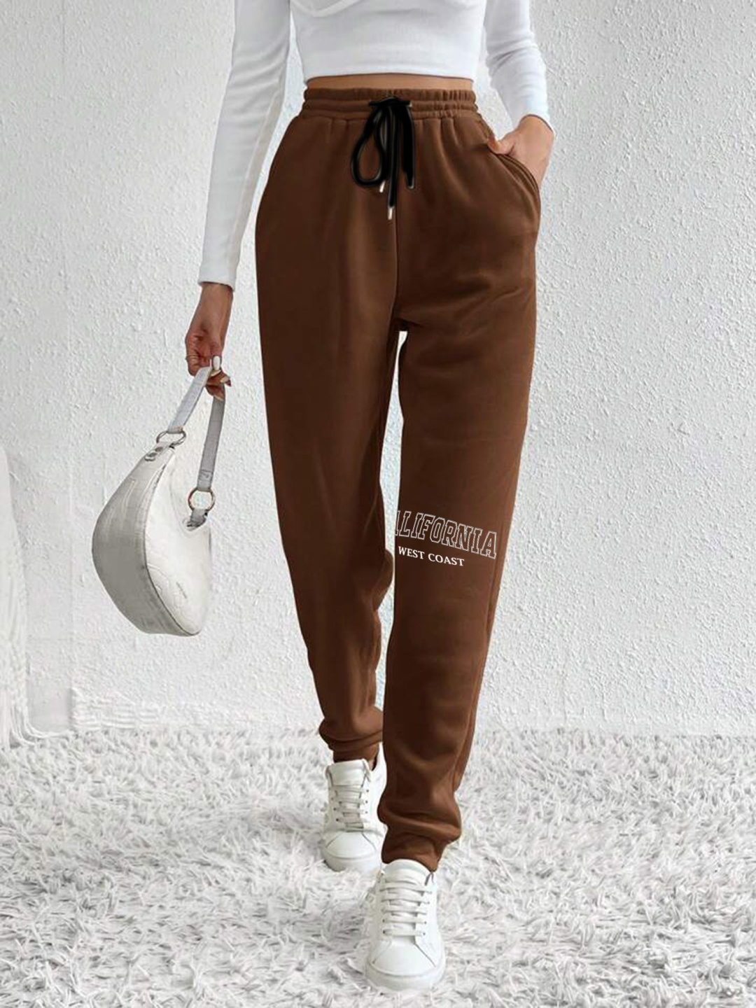 

TABADTOD Women Printed Relaxed Joggers Trousers, Brown