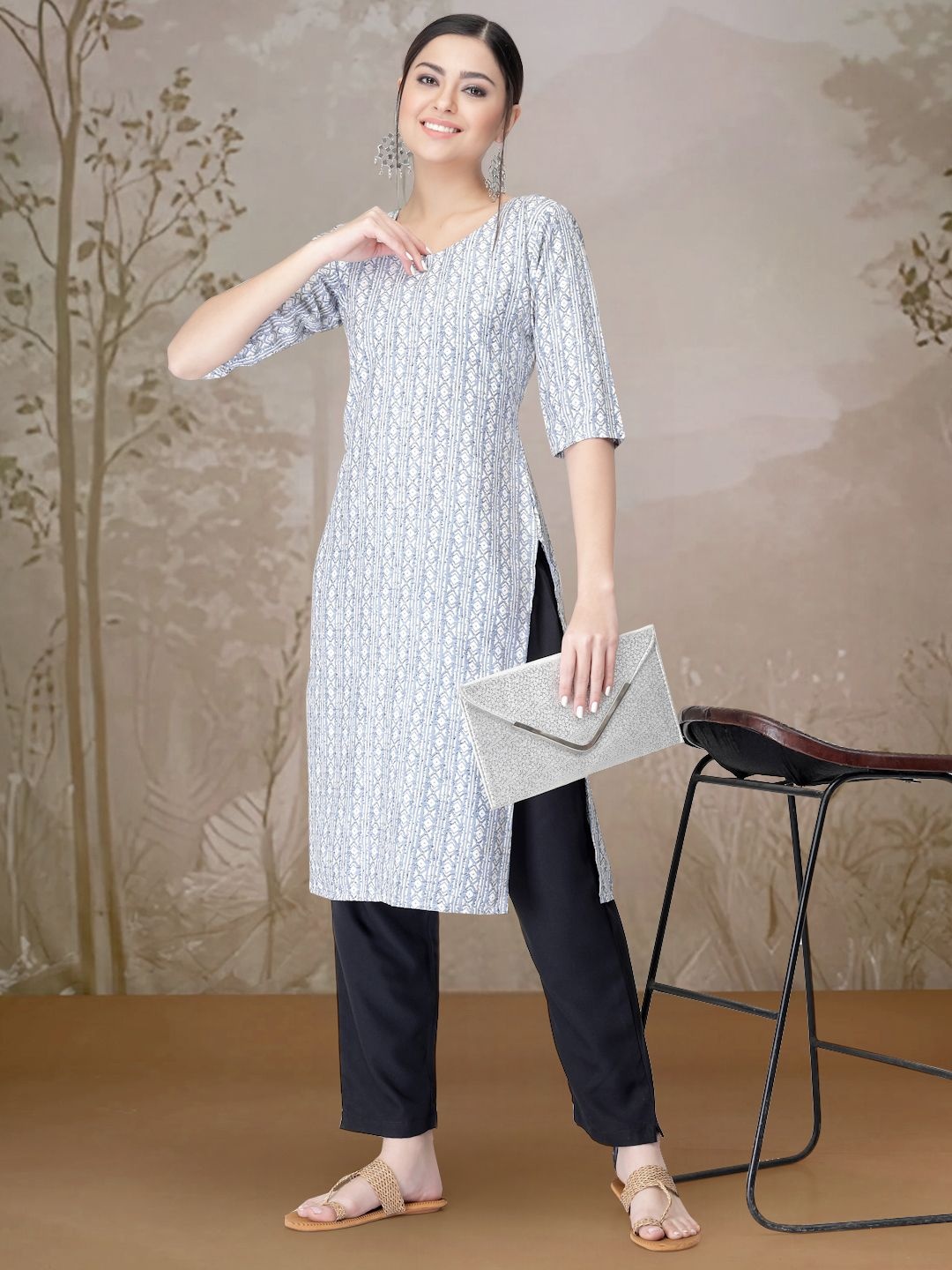

7Threads Geometric Printed Round Neck Straight Kurta With Trouser, White