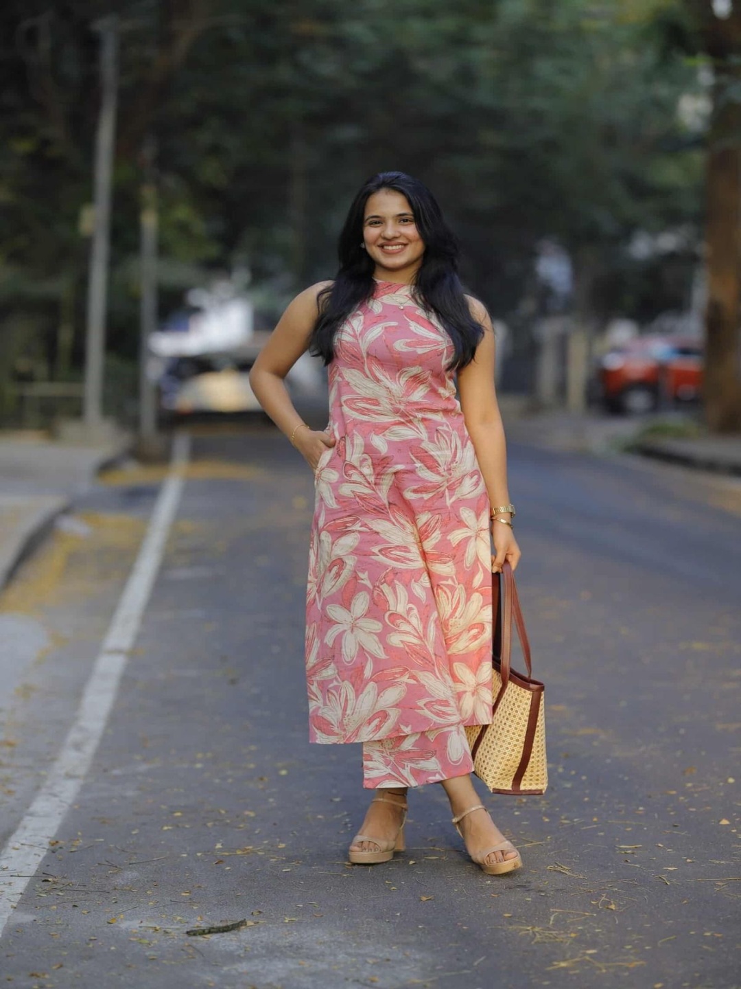 

KALINI Floral Printed Round Neck A-Line Kurta With Palazzos, Pink